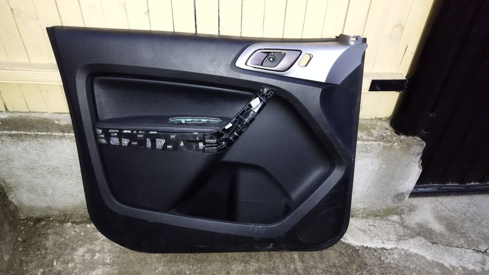 Fata portiera/ușa  stânga față Ford ranger