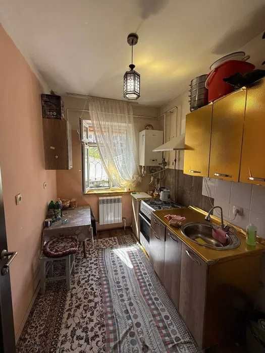 Срочно продается 2х квартира. Сергели 3а. 2/1/7