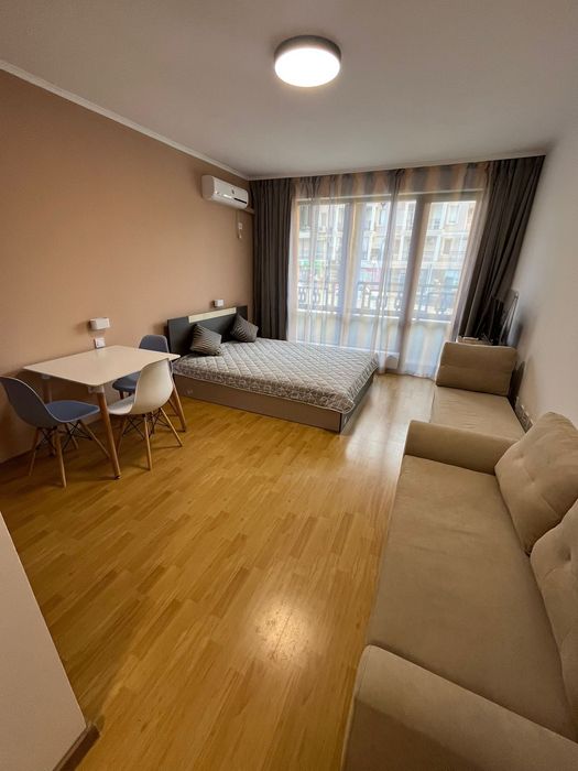 Отдавам студио под наем в Свети Влас! Първо отдаване под наем