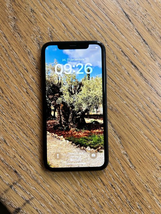 iPhone 11 black  64 gb stare impecabila