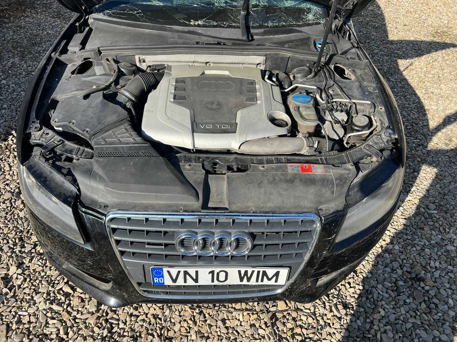Motor 3.0d 240 CP E5 cod CCW Audi A5 Quattro 2010 avariat pentru piese