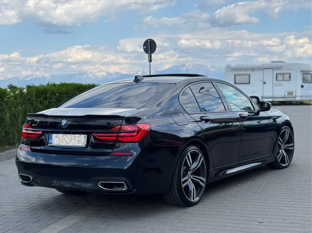 BMW seria 7 750i X-Drive 2017 M