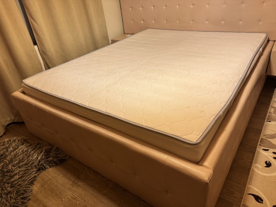 Vand saltea 160x200 ca noua,in stare buna