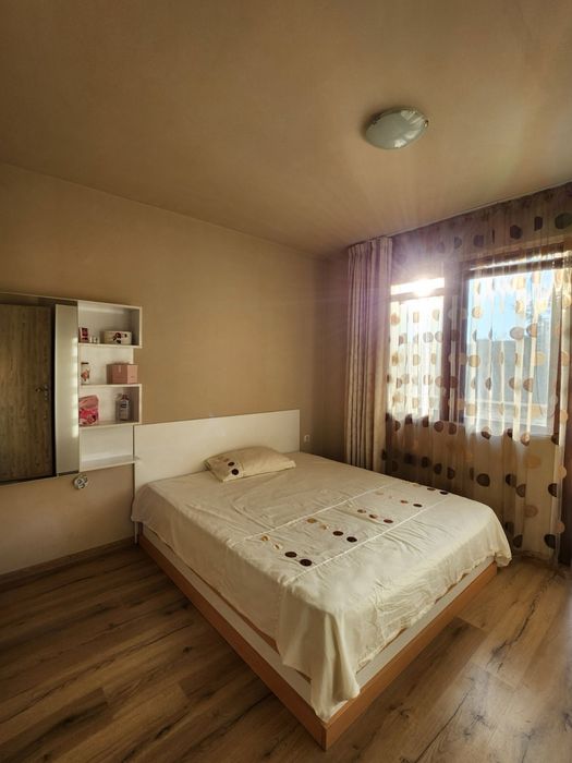 Тристаен апартамент