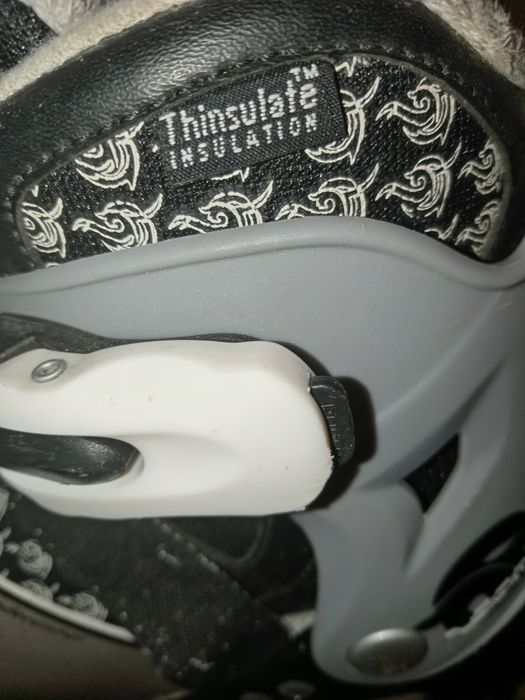 Patine gheata ajustabile