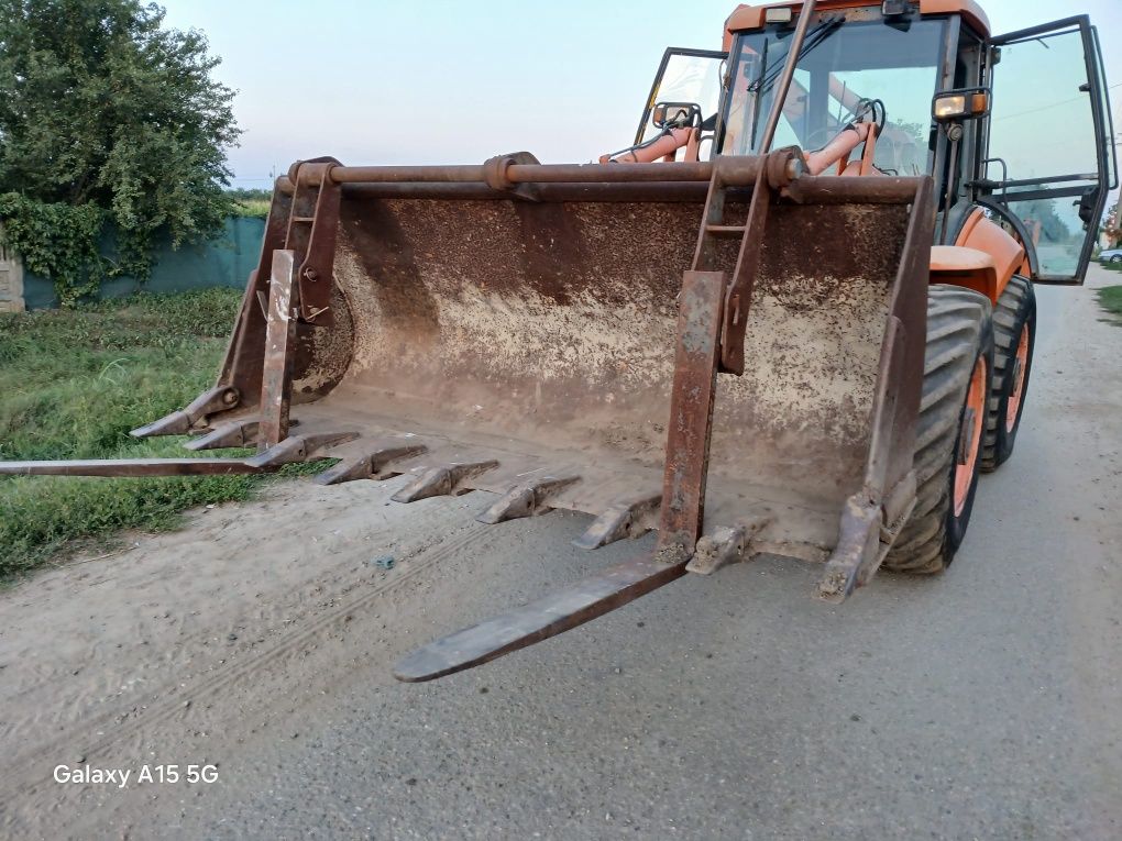 Buldoexcavator FIAT Hitachi 2005