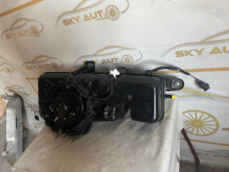 Rezervor Adblue Range Rover / Jaguar cod FPLA-5J229-AC / K8D2-5J228-AB