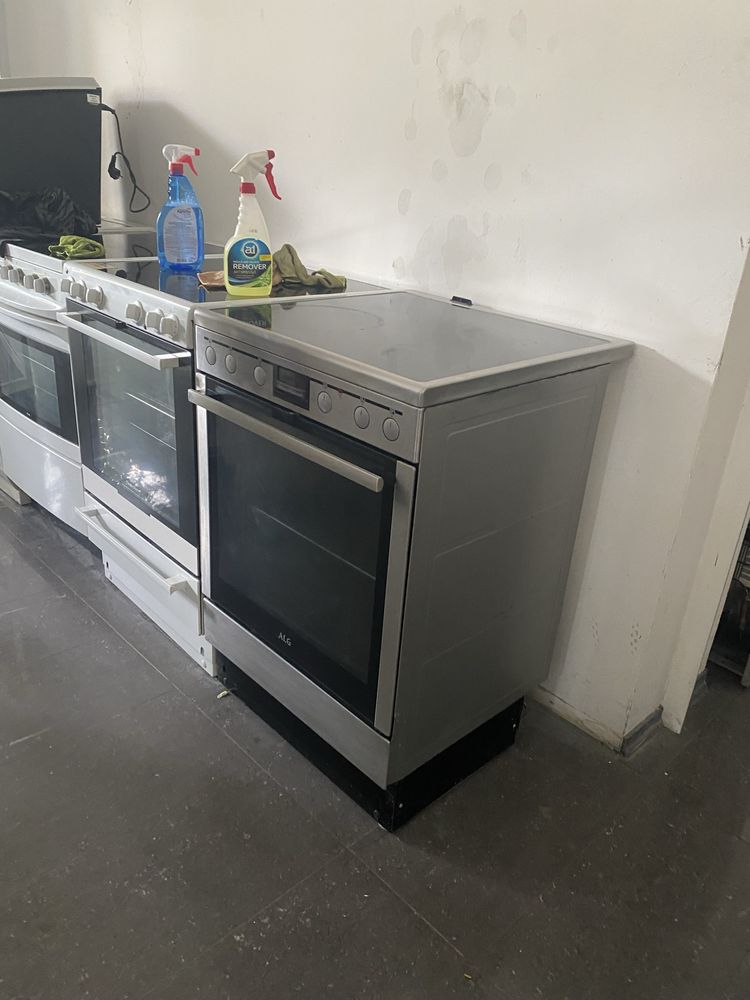 Свободностояща печка AEG