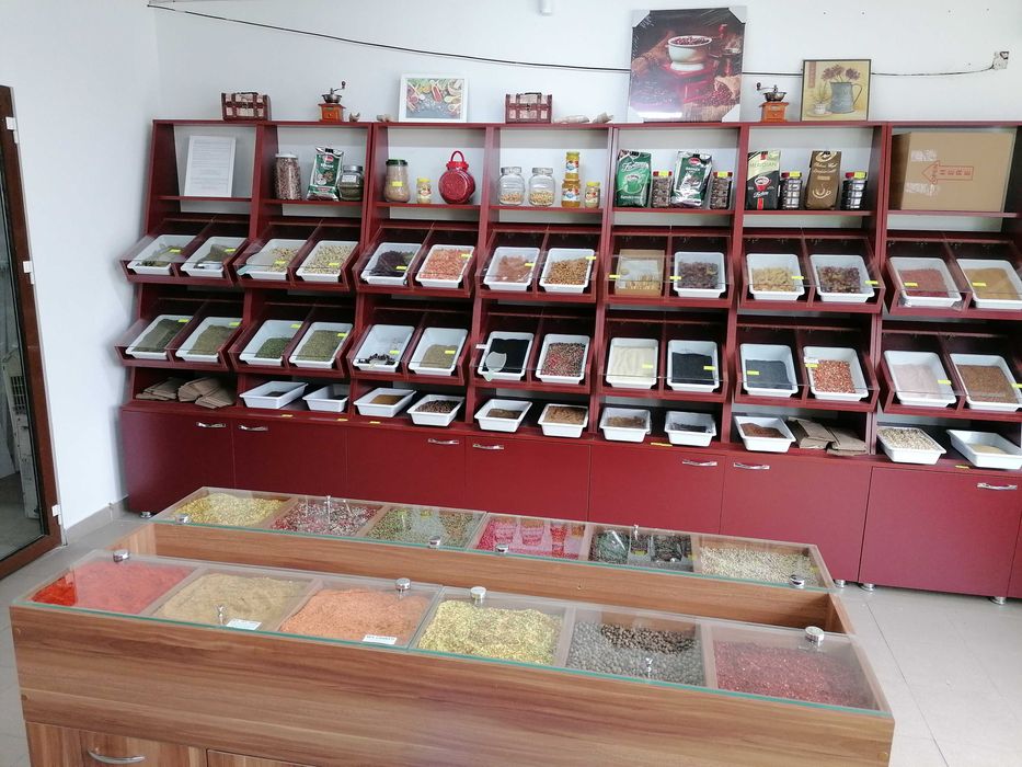 Mobila magazin in conditii foarte bune