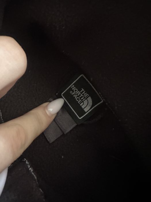 The North Face черно горнище