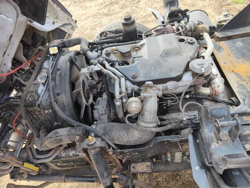 Isuzu 2003 basculabil 3.0
