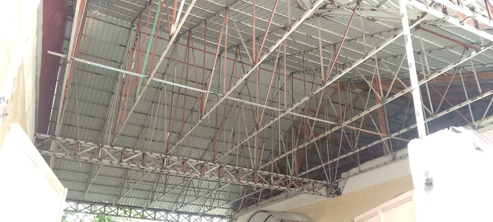 Kantinerdan Tom Naves Qurish xizmati