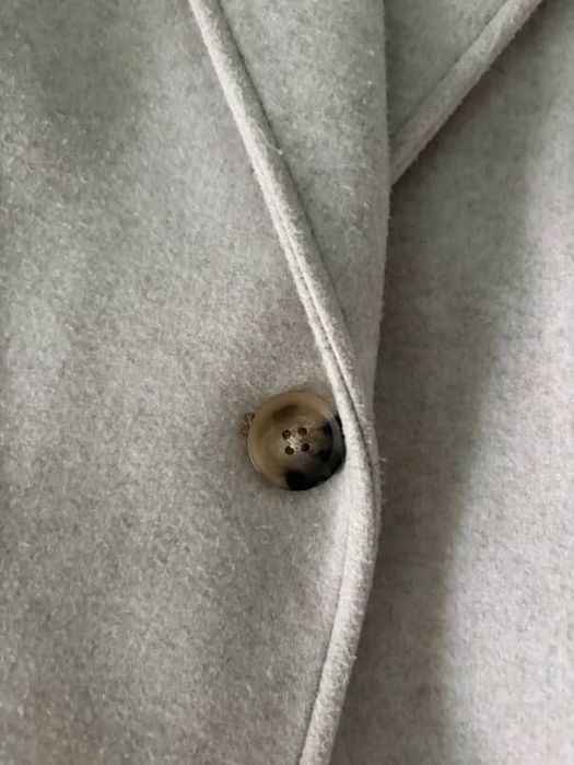 Дамско палто Stradivarius