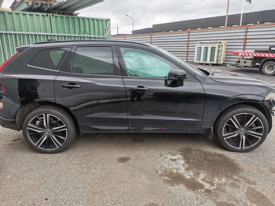 Dezmembram volvo xc60 2020 2.0 diesel 34.000 km mildhybrid