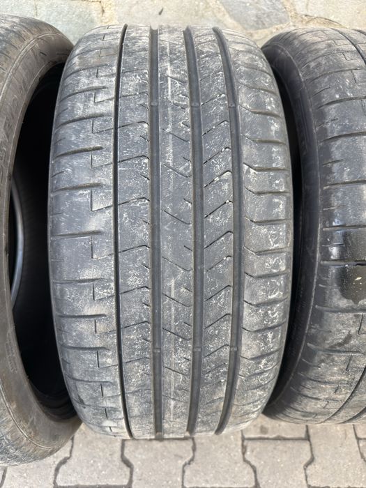 Pirelli P Zero vara 255/35 r19 dot 25/20