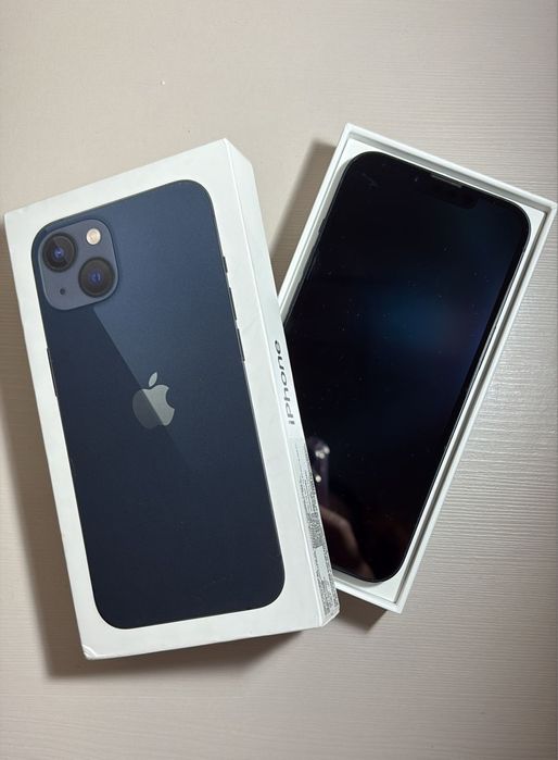 Продам айфон 13