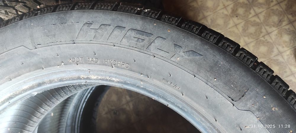 Продам хорошую зимнюю резину