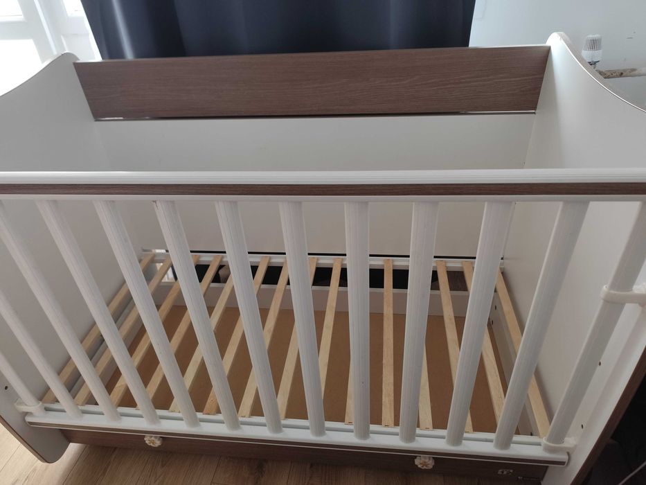 Бебешко дървено легло Lorelli