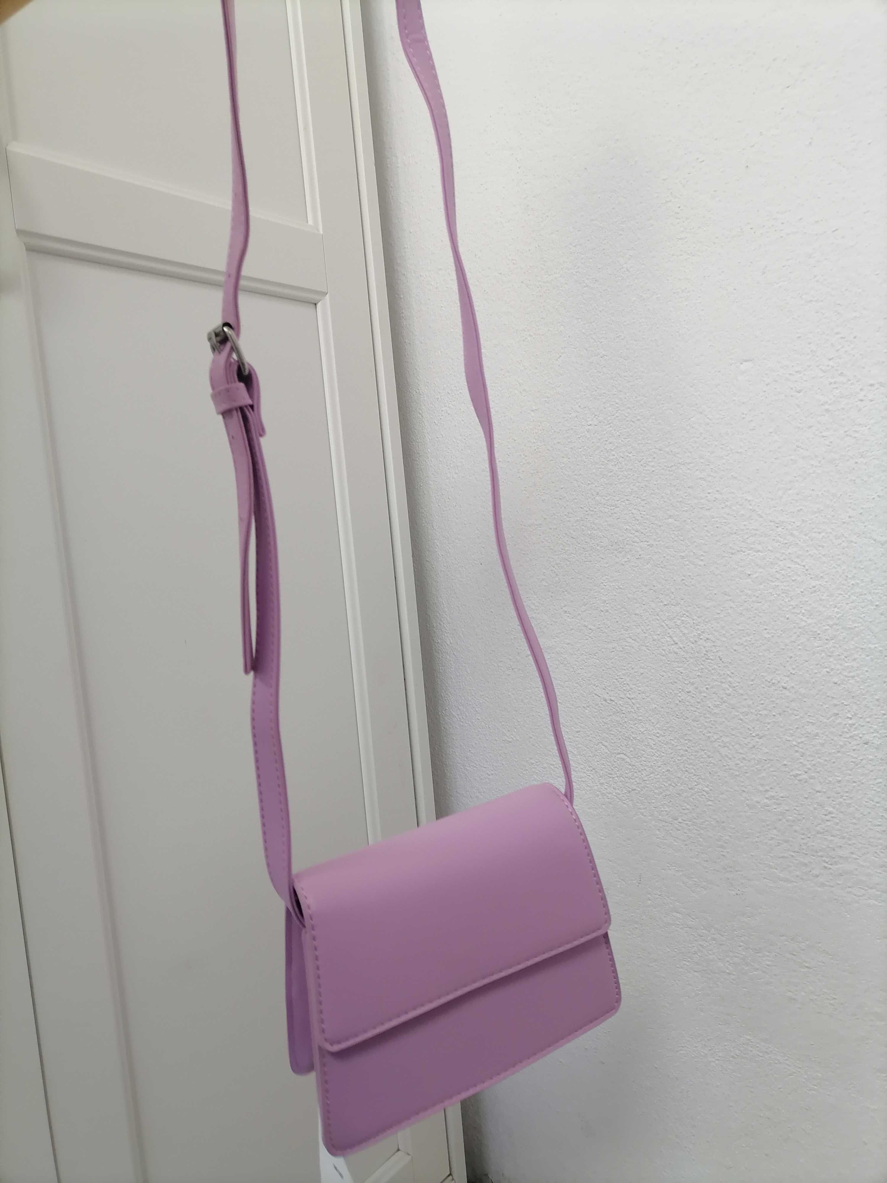 Дамска чанта лилава