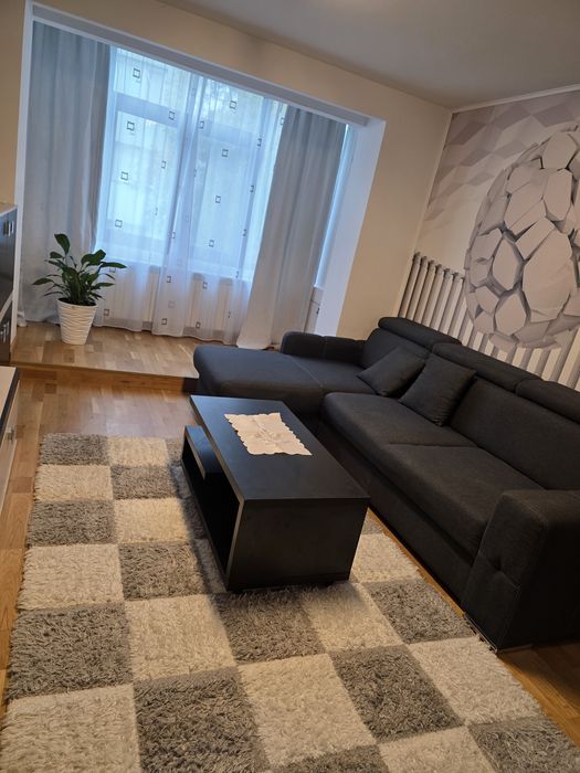 Apartament de închiriat