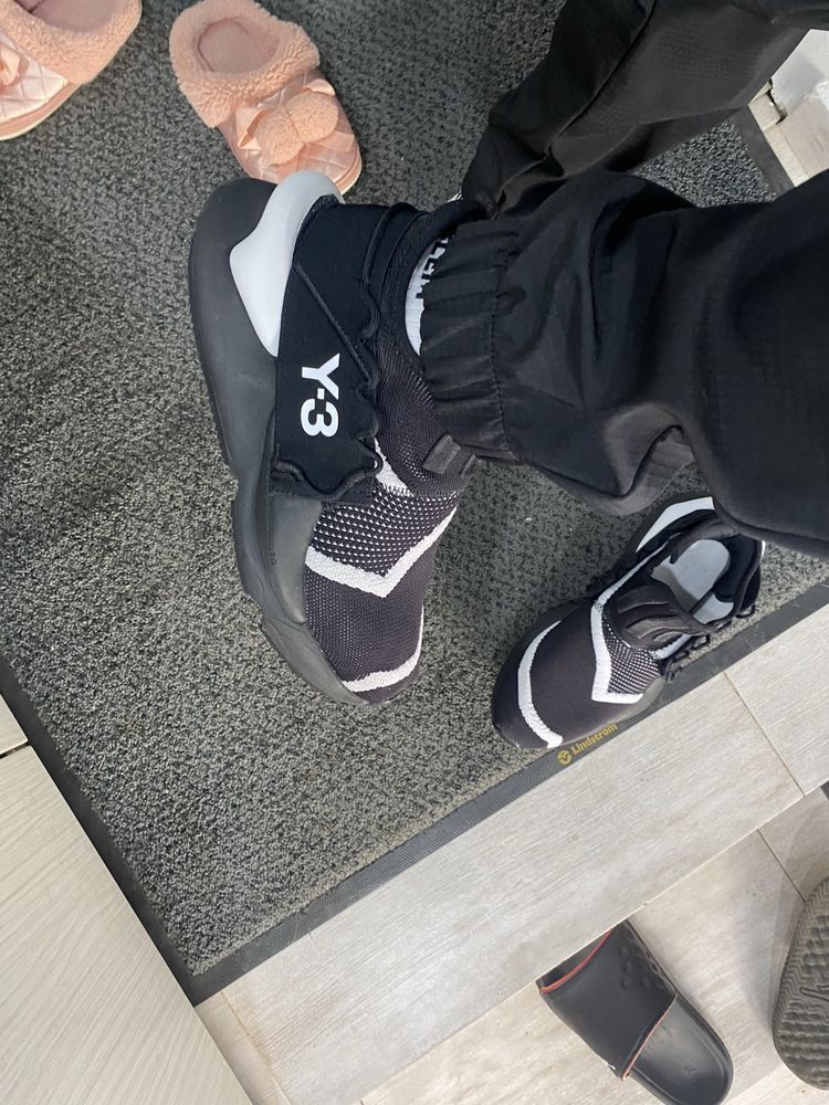 Y-3 в отлично състояние
