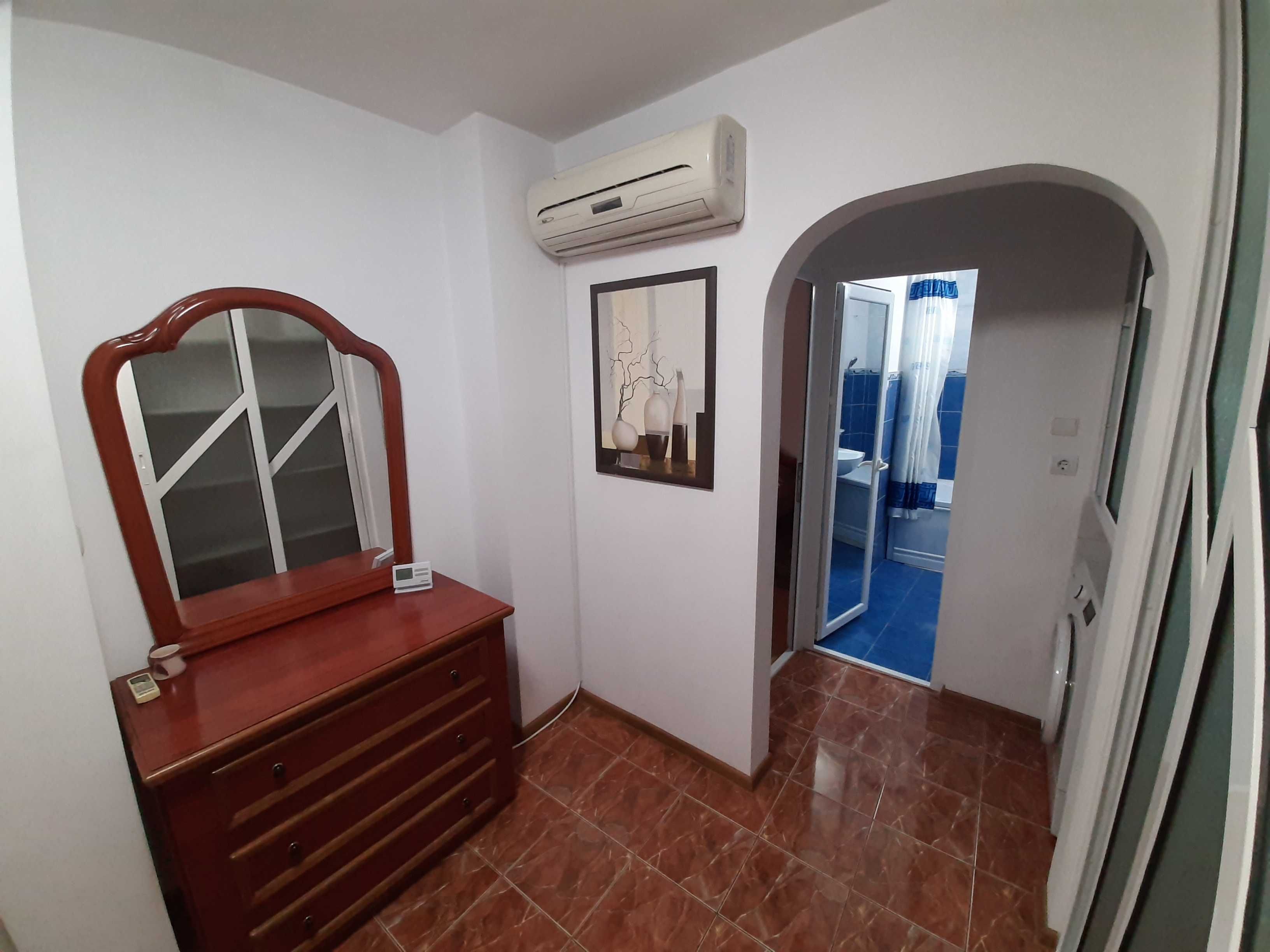 Inchiriez ap 2 cam 52mp, decomandat, et 3/4, rondou Doja cu Saligny