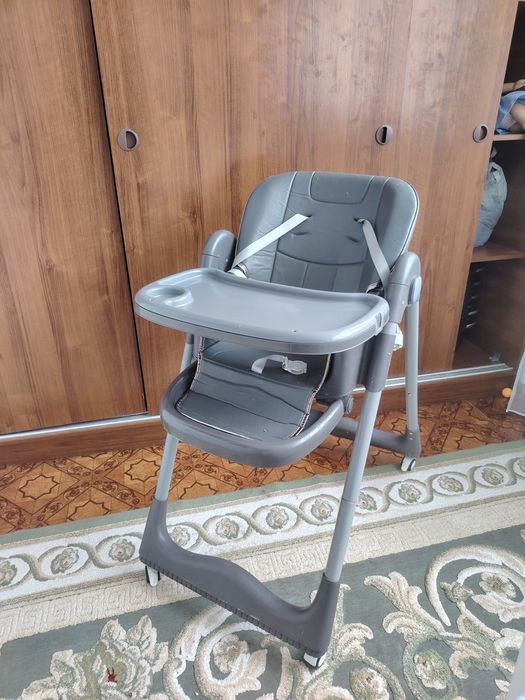 Продам стульчик для кормления