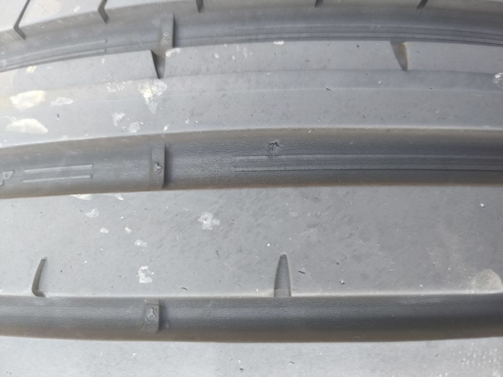 225/55/18" 4бр Dunlop sport maxx rt2,dot1124,7mm