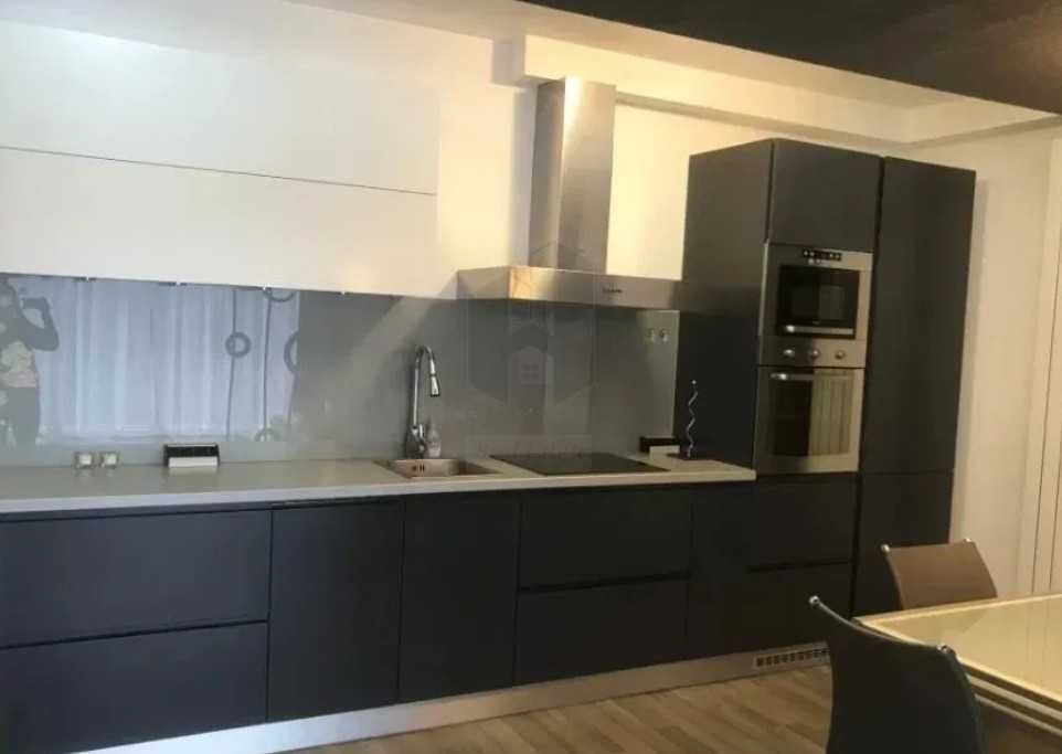 Дава се под наем Тристаен апартамент в Пловдив, Гагарин - 88 кв.м за 397.8 € - Снимка #4