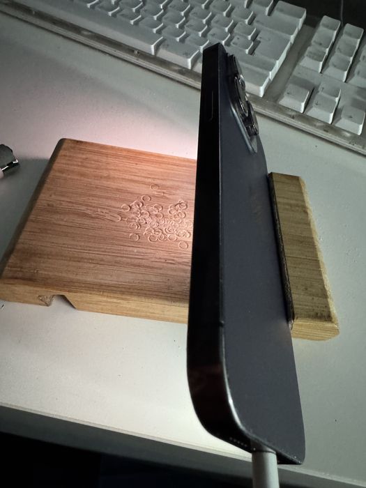 Vand iPhone 14 pro 256Gb bateria 90%