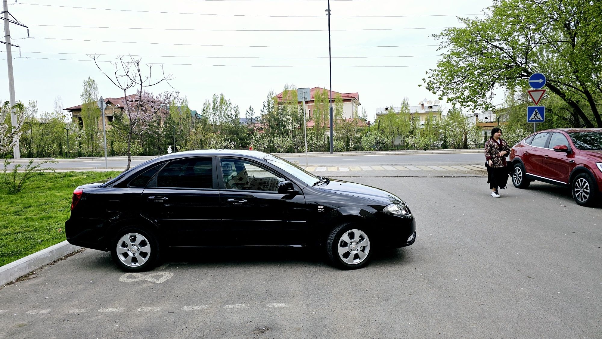 Gentra 3 A/T lyuk va Abs bor