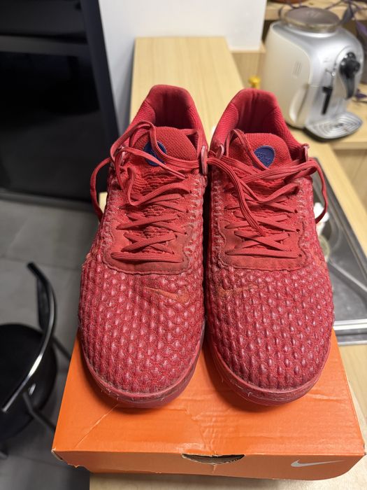 Футболни обувки Nike Gato