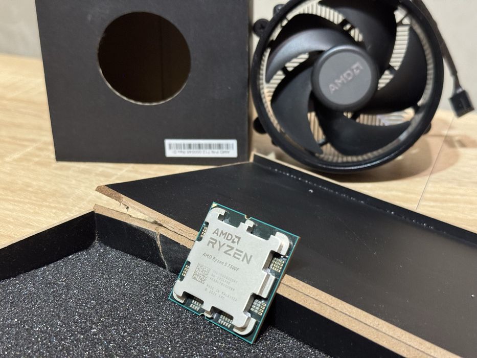 Процесор Ryzen 5 7500f