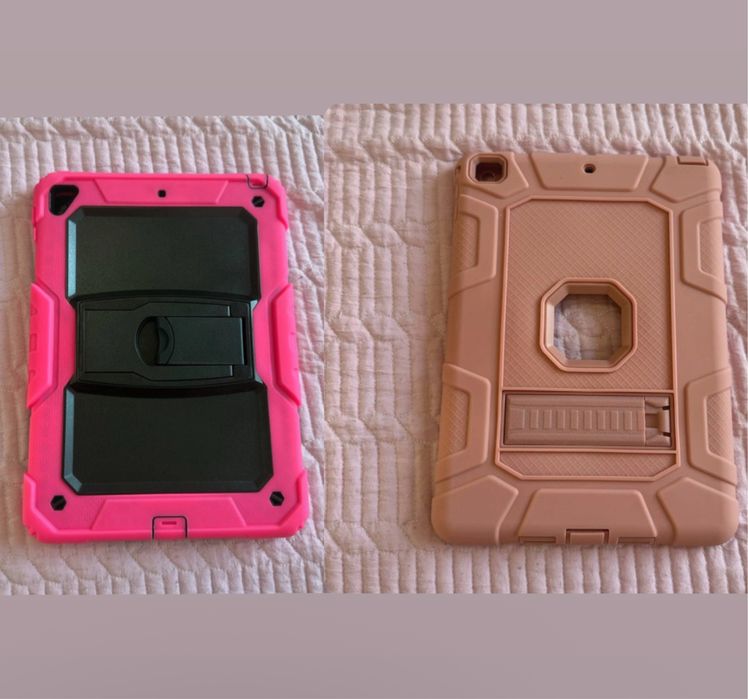 Lot 2 huse iPad 9.7 inch