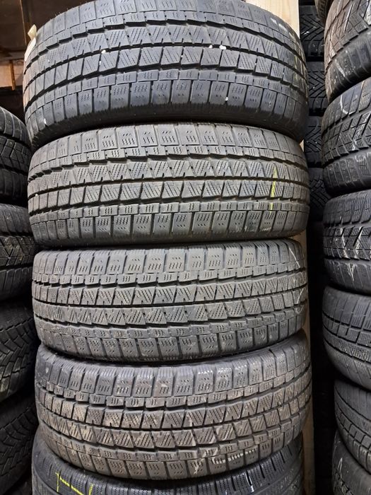 Anvelope second iarna 215 60 R17C Falken