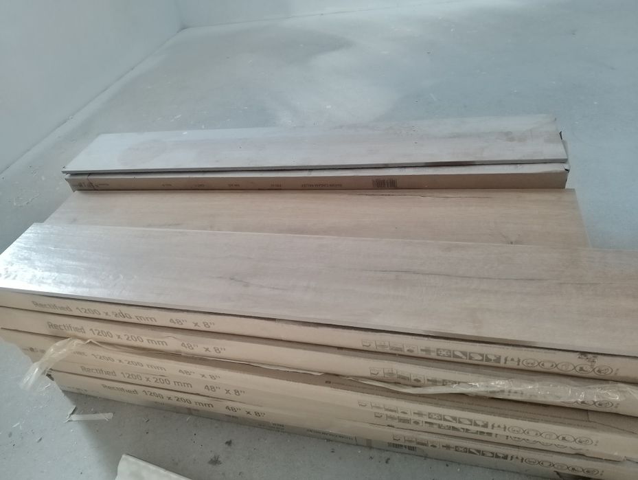 De vânzare Gresie tip parchet