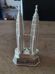 Macheta Petronas Twin Towers din Kuala Lumpur (15 cm) | Decoratie