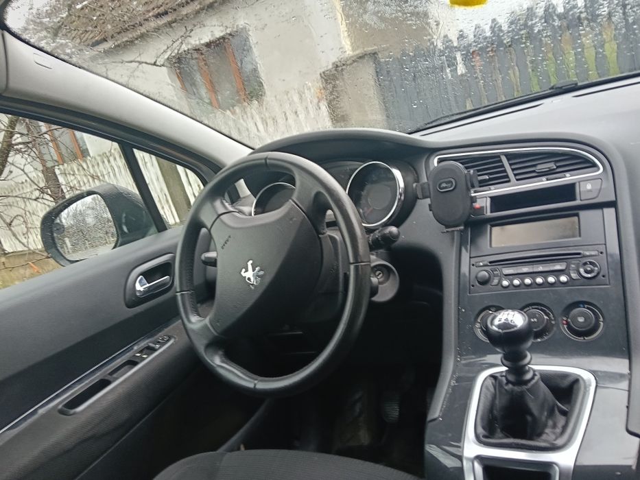 Vând peugeout 1.6 diesel  an 2012