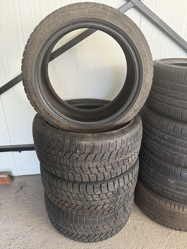 Зимни гуми Bridgestone 240/40R18