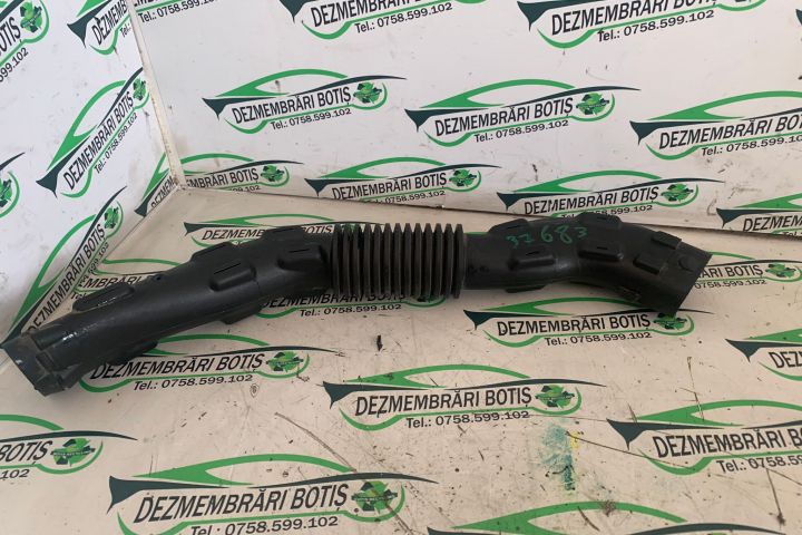 Tubulatura admisie aer 8200431098 8200431098 Dacia Logan prima genera