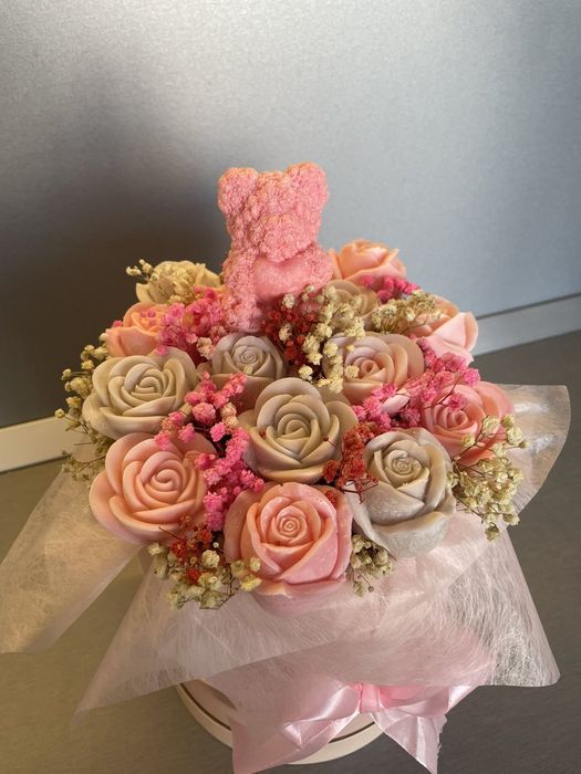 Букет от восъчни рози