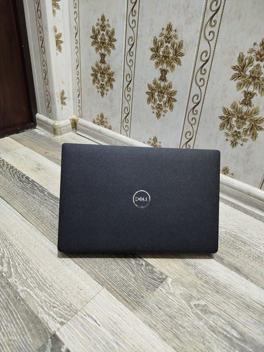Dell latitude i5-1235U 8/256gb xotira o'rta dasturlar uchun yaxshi var