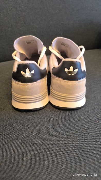 Sneakers Adidas marimea 45.5