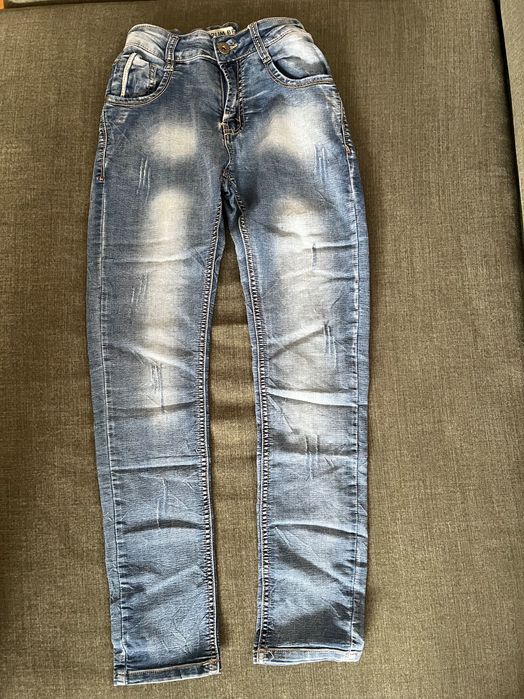 Дълги дънки за момче