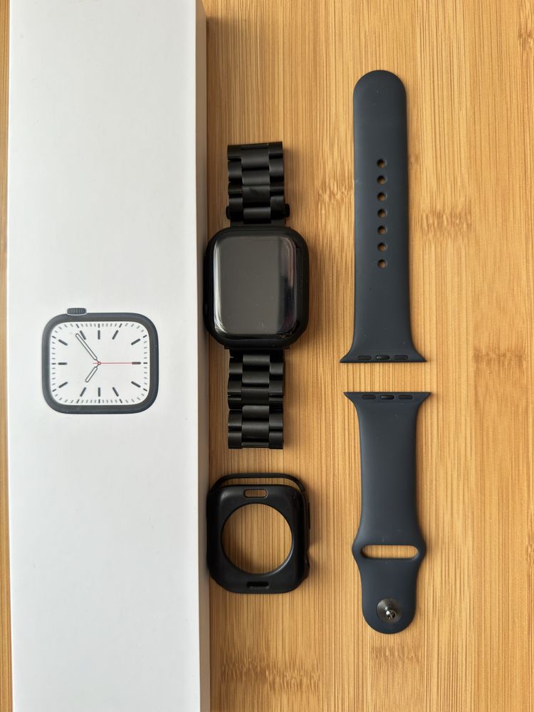 Apple Watch seria 7 Midnight 45mm