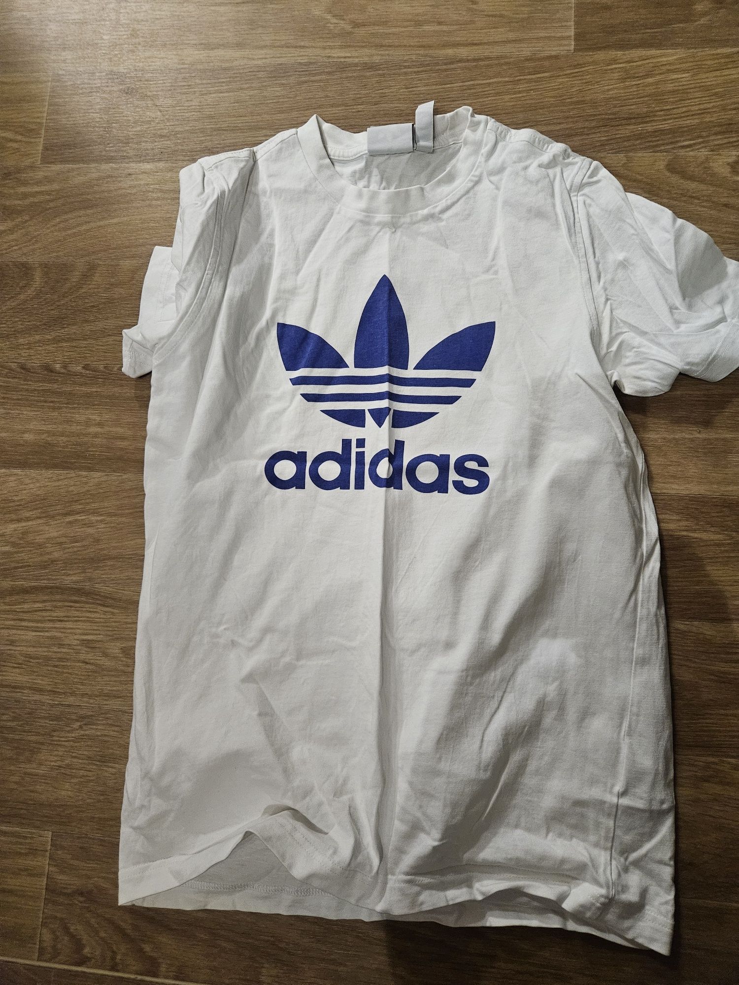 Мъжки дрехи S и М- Nike, Adidas, Guess
