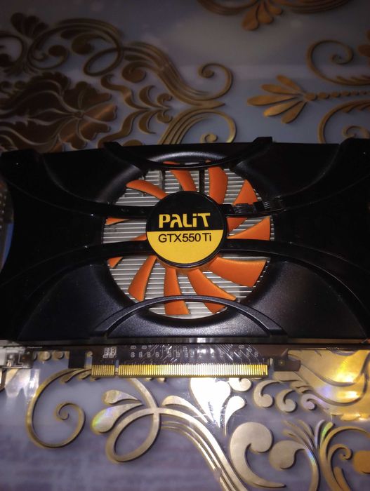 Видео карта GTX 550 ti Palit