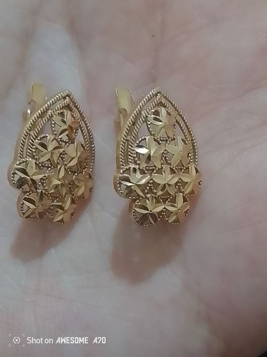 Yengi zirak 585 Tilla srochni sotiladi 2.45gram