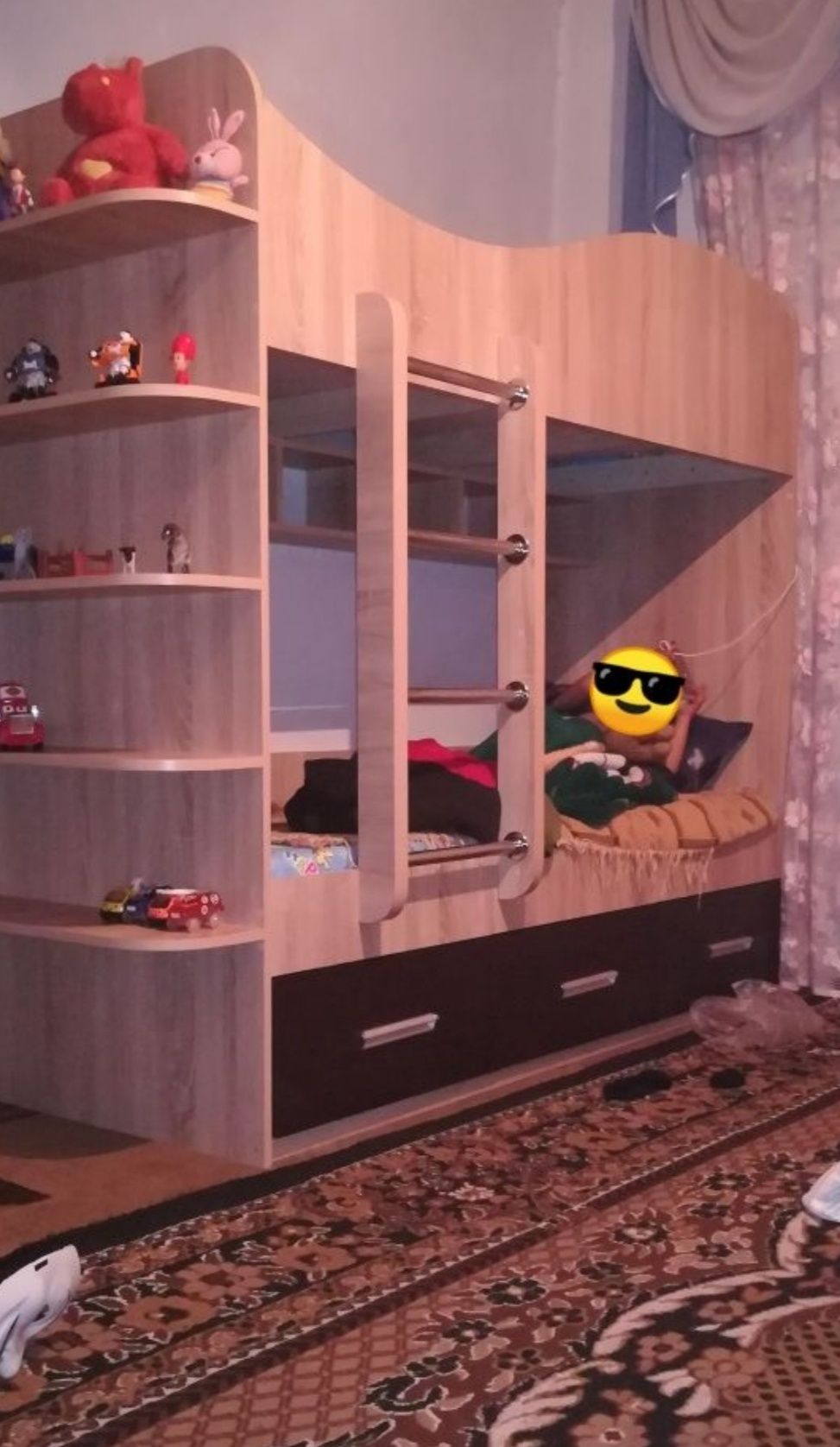Срочно продам двухъярусную кровать