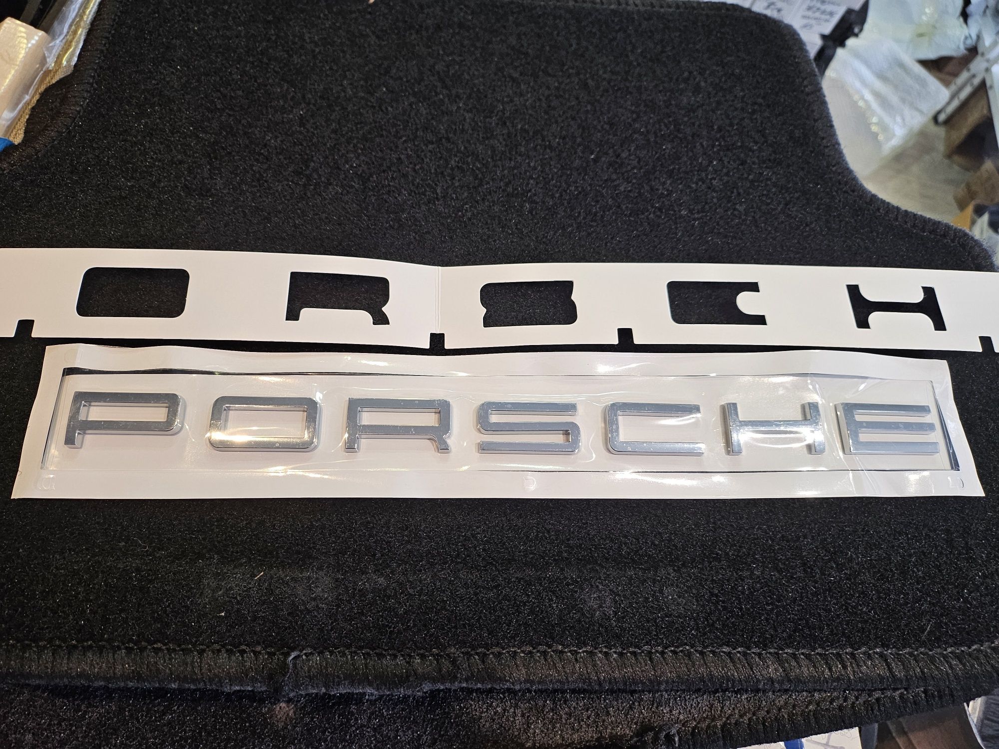 Емблема за Порше Porsche